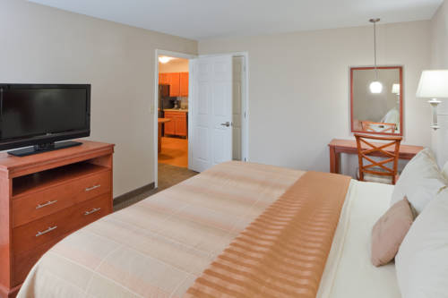 Imagen de la habitación del Hotel Candlewood Suites Aberdeen-edgewood-bel Air. Foto 3