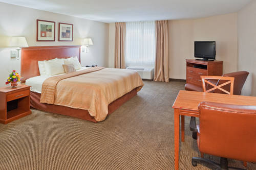 Imagen de la habitación del Hotel Candlewood Suites Aberdeen-edgewood-bel Air. Foto 9