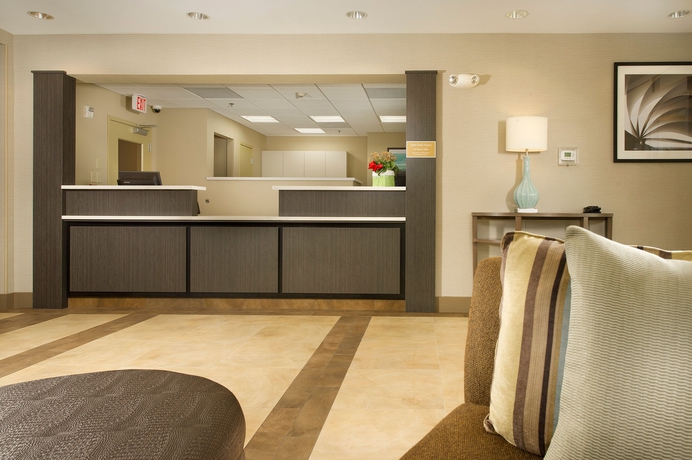 Imagen de los interiores del Hotel Candlewood Suites Alexandria - Fort Belvoir, An Ihg. Foto 11