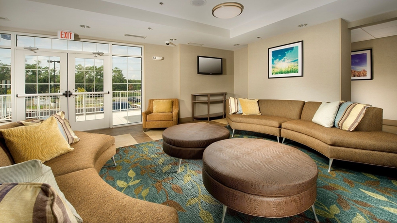 Imagen de los interiores del Hotel Candlewood Suites Alexandria - Fort Belvoir, An Ihg. Foto 12