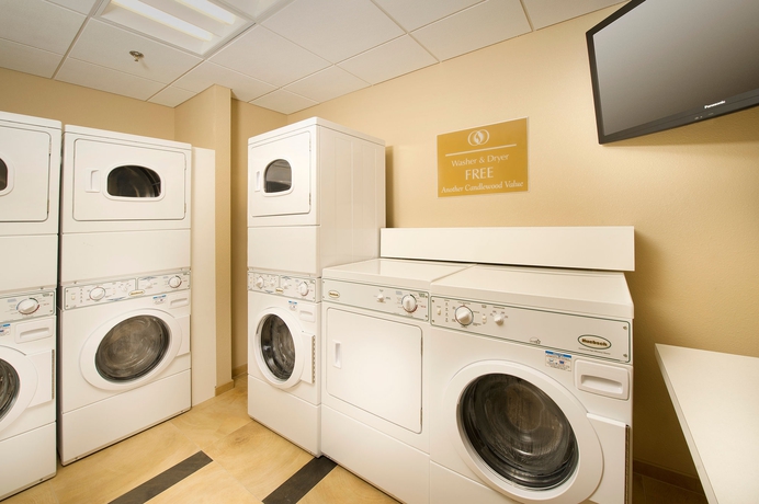 Imagen de los interiores del Hotel Candlewood Suites Alexandria - Fort Belvoir, An Ihg. Foto 15