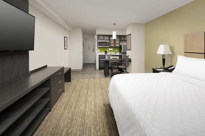 Imagen de la habitación del Hotel Candlewood Suites Alexandria West, an IHG. Foto 5