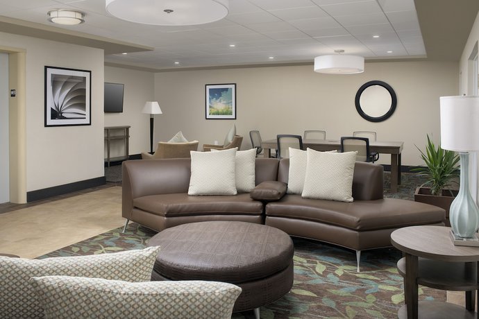 Imagen de los interiores del Hotel Candlewood Suites Alexandria West, an IHG. Foto 16