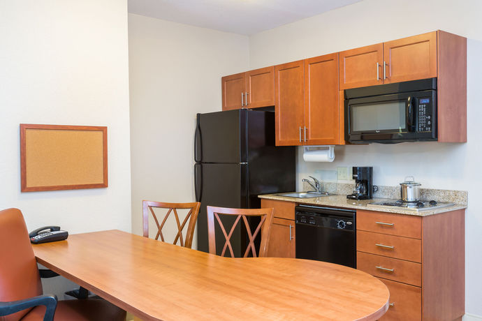 Imagen de los exteriores del Hotel Candlewood Suites Apex Raleigh Area, An Ihg. Foto 9