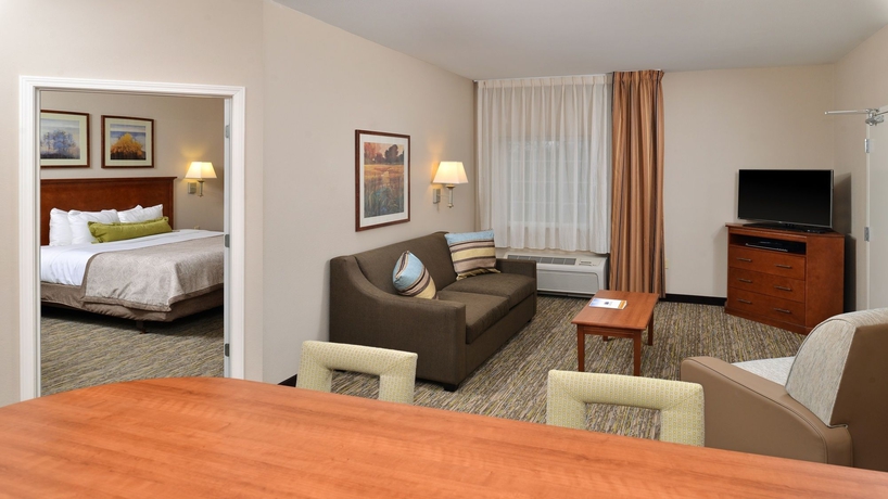 Imagen de los interiores del Hotel Candlewood Suites Athens, An Ihg. Foto 13