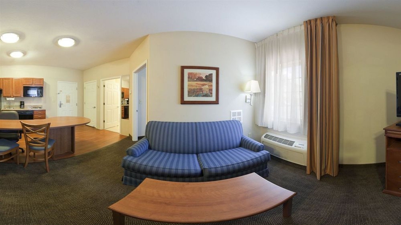 Imagen de los interiores del Hotel Candlewood Suites Augusta, An Ihg. Foto 14
