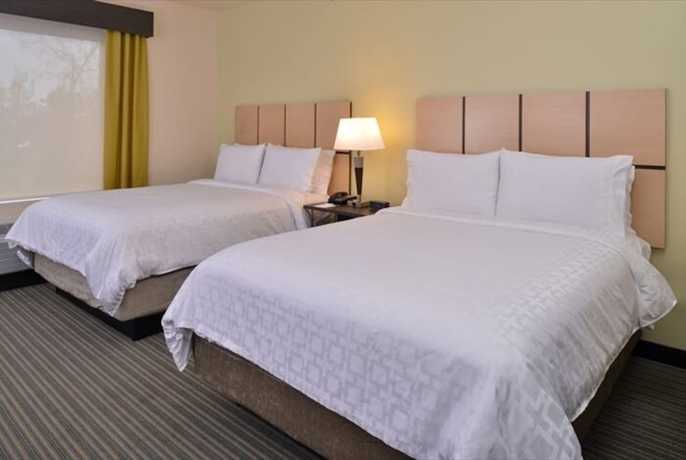 Imagen de la habitación del Hotel Candlewood Suites Austin Airport. Foto 13