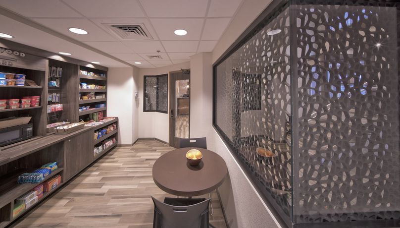 Imagen general del Hotel Candlewood Suites Baltimore - Inner Harbor, an IHG. Foto 2