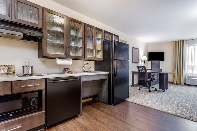 Imagen de la habitación del Hotel Candlewood Suites Bensalem - Philadelphia Area, an IHG. Foto 9