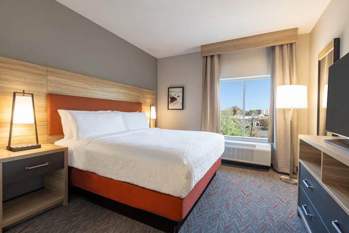 Imagen de la habitación del Hotel Candlewood Suites Bessemer - Birmingham Sw, An Ihg. Foto 4