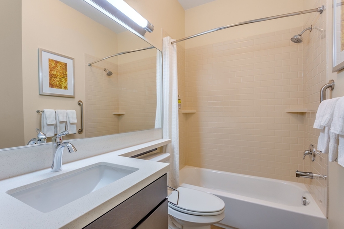 Imagen de la habitación del Hotel Candlewood Suites Bethlehem South. Foto 6