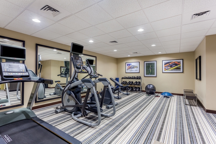 Imagen de los interiores del Hotel Candlewood Suites Bethlehem South. Foto 17