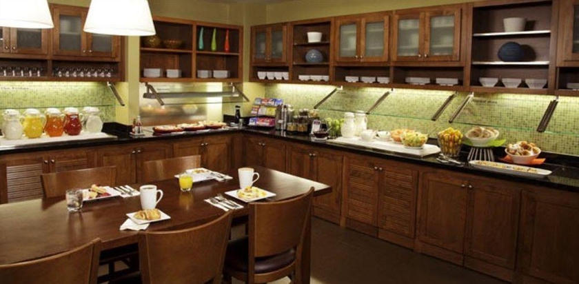 Imagen general del Hotel Candlewood Suites Birmingham - Inverness, an IHG. Foto 3