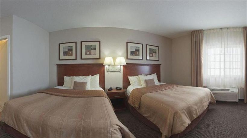 Imagen de los interiores del Hotel Candlewood Suites Bismarck, An Ihg. Foto 15