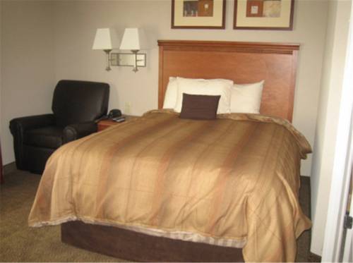 Imagen de la habitación del Hotel Candlewood Suites Bordentown-trenton. Foto 9