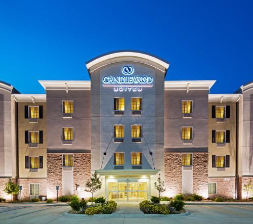 Imagen general del Hotel Candlewood Suites - Brighton. Foto 3