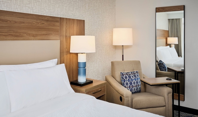 Imagen de la habitación del Hotel Candlewood Suites Burlington Conference Centre by IHG. Foto 4