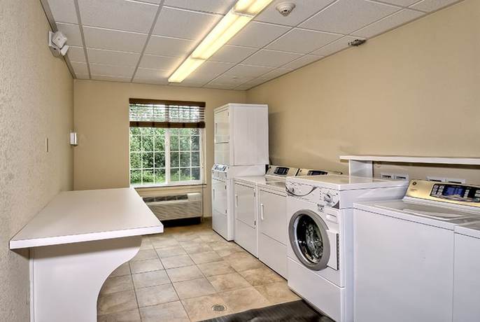 Imagen general del Hotel Candlewood Suites Burlington South, an IHG. Foto 2