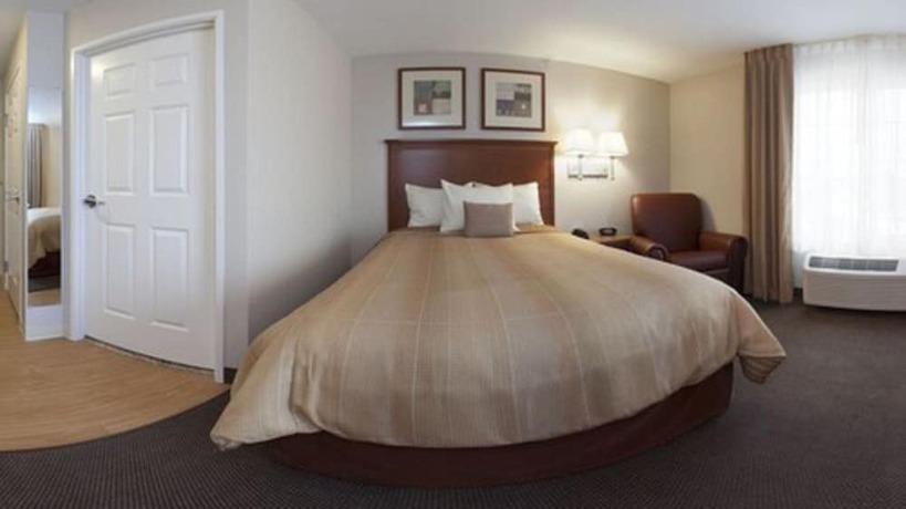 Imagen de la habitación del Hotel Candlewood Suites Champaign-urbana University Area, An Ihg. Foto 3