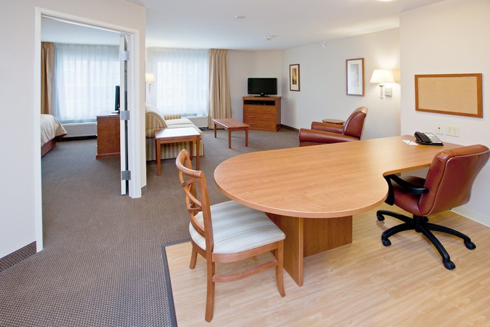 Imagen de la habitación del Hotel Candlewood Suites Champaign-urbana University Area, An Ihg. Foto 14