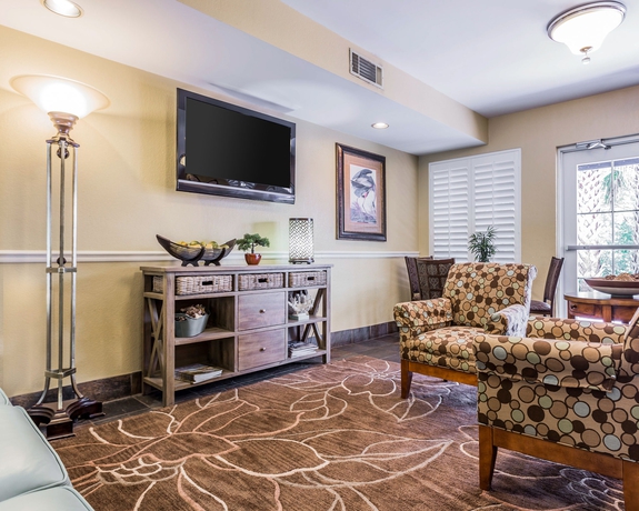 Imagen de los interiores del Hotel Candlewood Suites Charleston Mt Pleasant, An Ihg. Foto 9