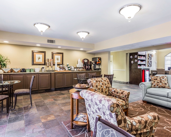Imagen del bar/restaurante del Hotel Candlewood Suites Charleston Mt Pleasant, An Ihg. Foto 4