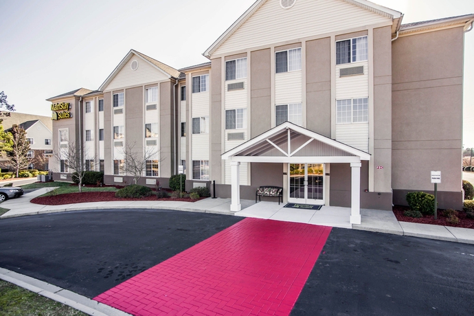 Imagen general del Hotel Candlewood Suites Charlotte - Arrowood, An Ihg. Foto 3
