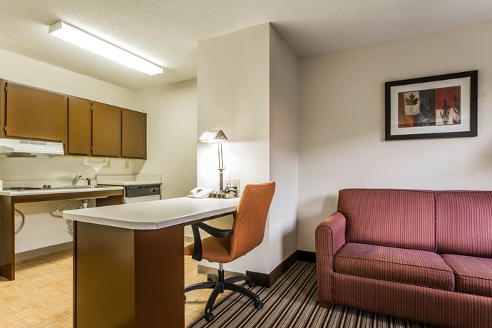 Imagen de la habitación del Hotel Candlewood Suites Charlotte - Arrowood, An Ihg. Foto 10