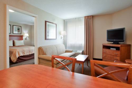 Imagen de la habitación del Hotel Candlewood Suites Chesapeake-suffolk. Foto 1