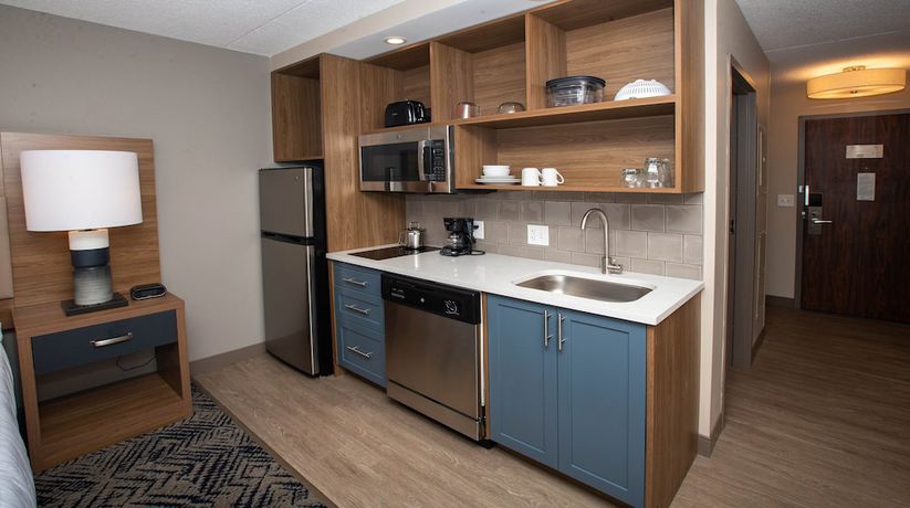 Imagen de la habitación del Hotel Candlewood Suites - Cleveland South - Independence, an IHG Hotel. Foto 3