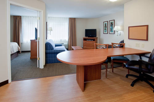 Imagen de la habitación del Hotel Candlewood Suites Colonial Heights - Fort Lee. Foto 16