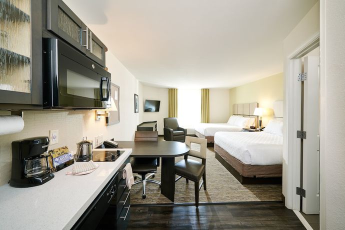 Imagen de la habitación del Hotel Candlewood Suites Columbus-Northeast, an IHG. Foto 10