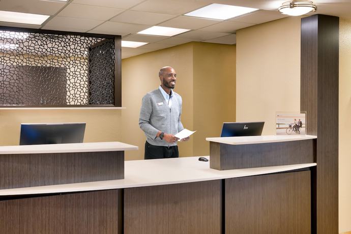 Imagen de los interiores del Hotel Candlewood Suites Dallas Plano East Richardson, an IHG. Foto 16