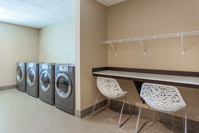 Imagen general del Hotel Candlewood Suites Davenport, an IHG. Foto 1