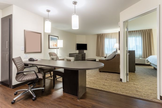 Imagen de la habitación del Hotel Candlewood Suites Davenport, an IHG. Foto 4
