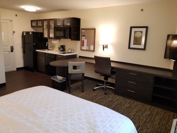 Imagen de la habitación del Hotel Candlewood Suites Davenport, an IHG. Foto 8