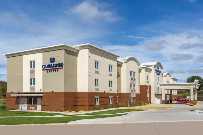 Imagen general del Hotel Candlewood Suites Davenport, an IHG. Foto 2