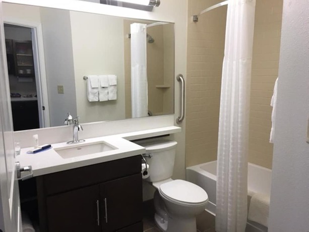 Imagen de la habitación del Hotel Candlewood Suites East Syracuse - Carrier Circle, An Ihg. Foto 16