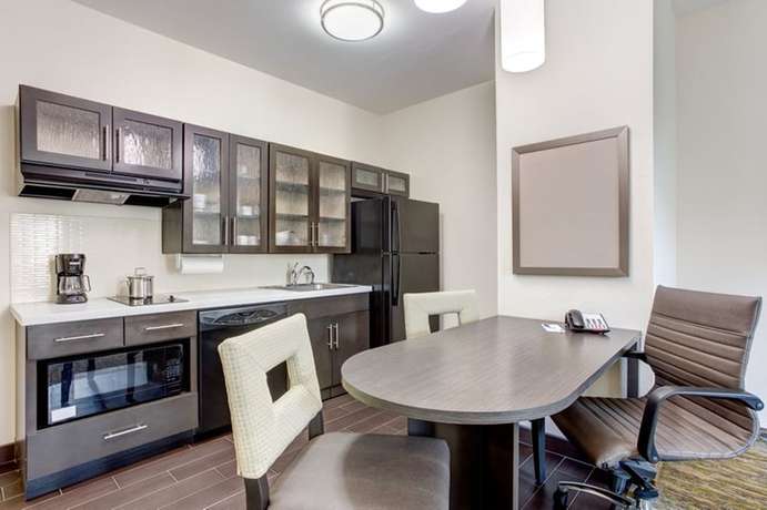 Imagen de la habitación del Hotel Candlewood Suites East Syracuse - Carrier Circle, An Ihg. Foto 17