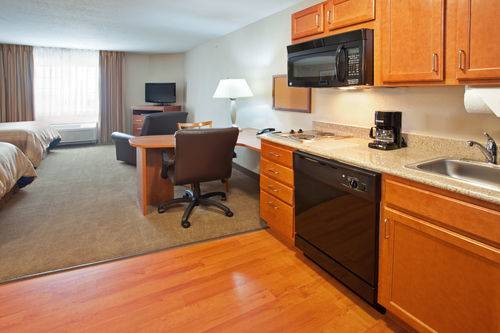 Imagen de la habitación del Hotel Candlewood Suites Elgin, An Ihg. Foto 10