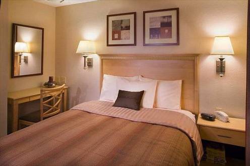 Imagen de la habitación del Hotel Candlewood Suites Elgin, An Ihg. Foto 14