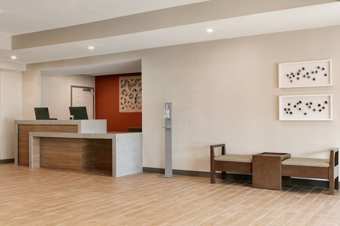 Imagen de los interiores del Hotel Candlewood Suites Fayetteville Fort Bragg, an IHG. Foto 16