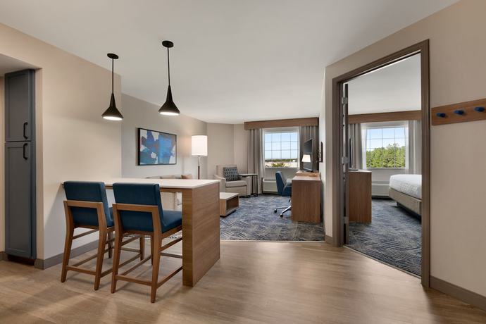 Imagen de la habitación del Hotel Candlewood Suites Fayetteville Fort Bragg, an IHG. Foto 10
