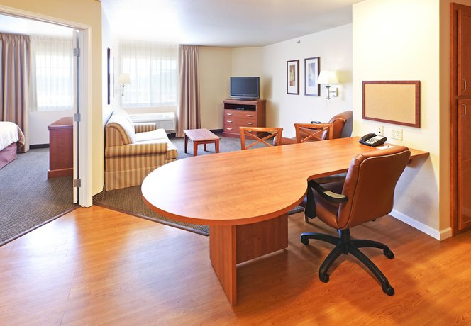 Imagen de la habitación del Hotel Candlewood Suites Fayetteville &ndash; University of Arkansas, an IHG. Foto 7