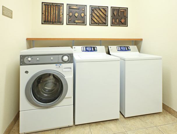 Imagen general del Hotel Candlewood Suites Fayetteville – University of Arkansas, an IHG. Foto 1