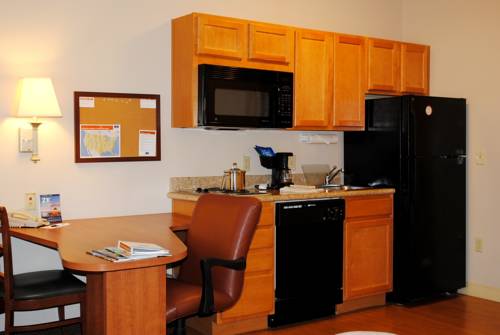Imagen de la habitación del Hotel Candlewood Suites Fort Wayne - Nw. Foto 3