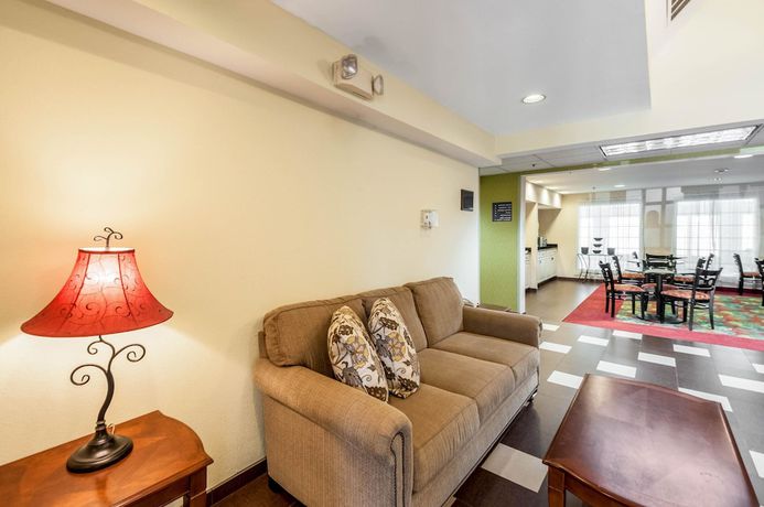 Imagen de los interiores del Hotel Candlewood Suites Frederick by IHG. Foto 18