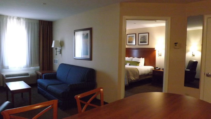 Imagen de la habitación del Hotel Candlewood Suites Fredericksburg. Foto 2