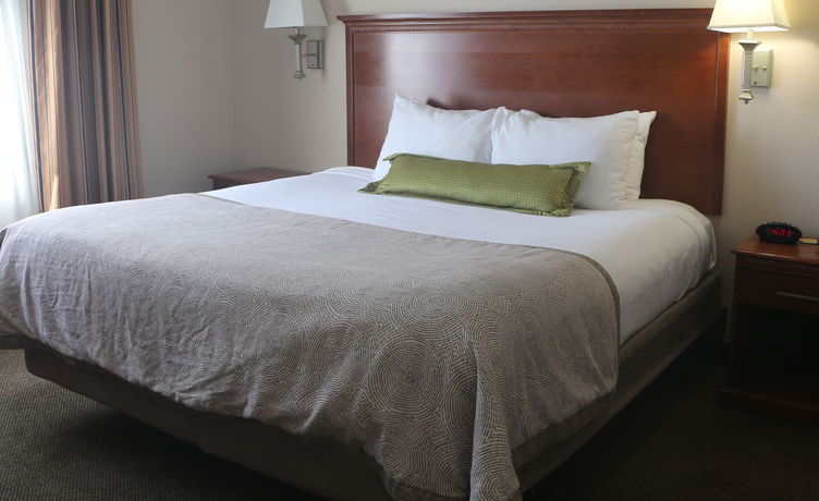 Imagen de la habitación del Hotel Candlewood Suites Fredericksburg. Foto 7