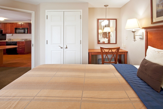 Imagen general del Hotel Candlewood Suites Ft. Lauderdale Airport/cruise, An Ihg. Foto 1